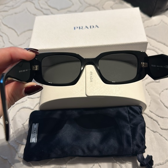 PRADA Sunglasses - Picture 6 of 9
